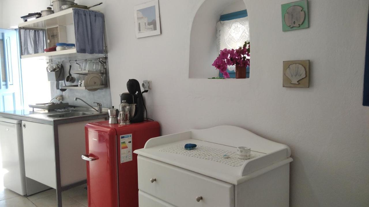 Traditional Renovated House In The Centre Of Anafi Exteriér fotografie